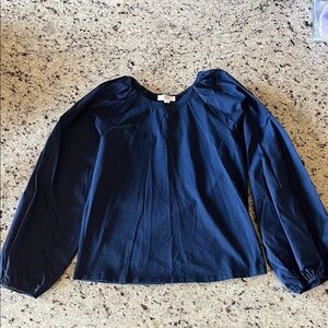 A Loves A Girl’s Blue Top